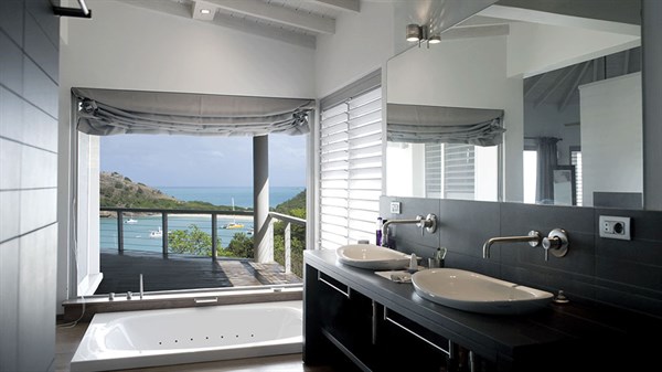 Villa bathroom