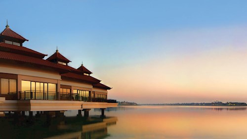 Anantara The Palm Dubai Resort - Over Water Villas