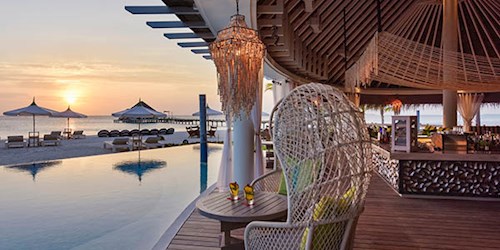 Pool Sunset Bar View Kanuhura Maldives