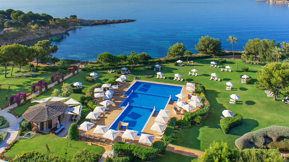 The St. Regis Mardavall Mallorca Resort